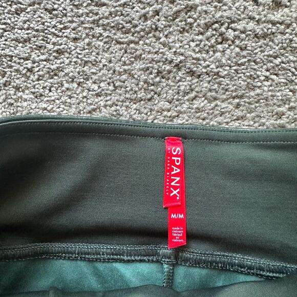 Spanx Faux Leather Patent Leggings - Picture 3 of 9